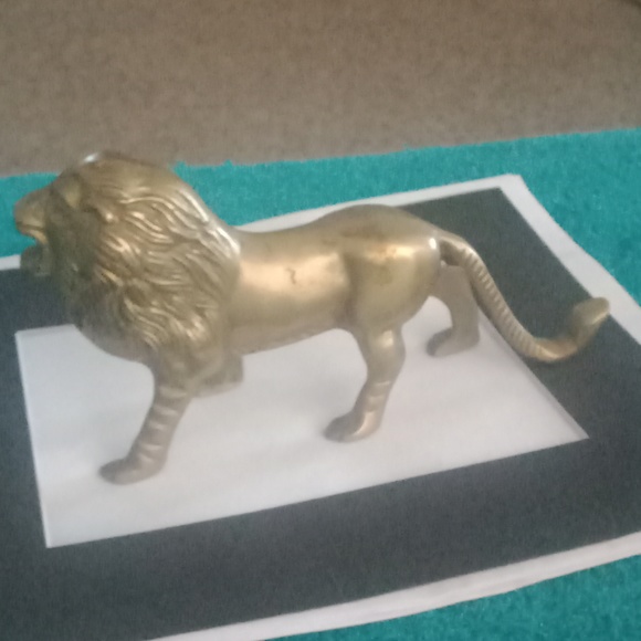 🧘 Brass antique lion - Picture 4 of 4
